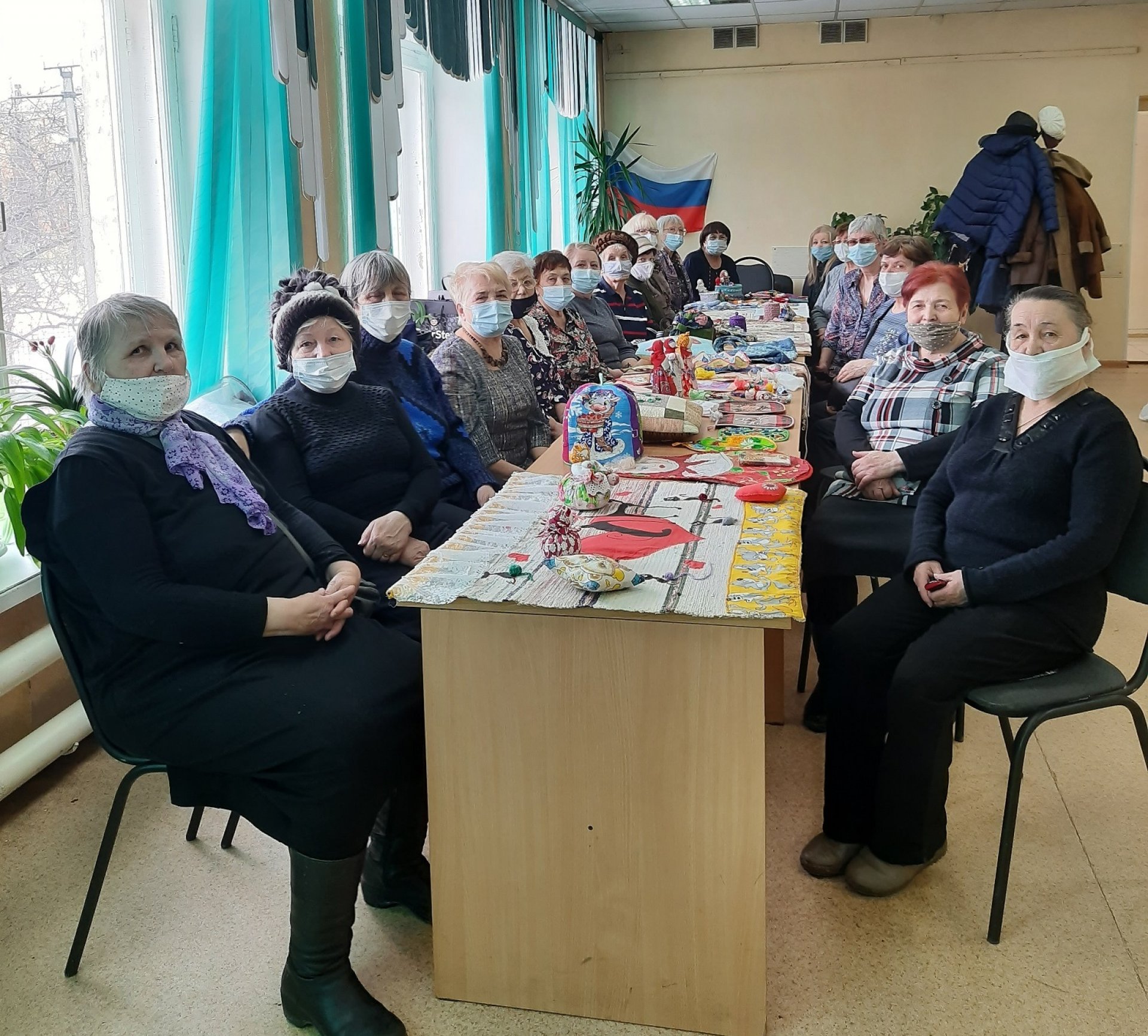 Весна - время творить :: Новости :: Государственное автономное учреждение  социального обслуживания Свердловской области «Комплексный центр  социального обслуживания населения «Малахит» Орджоникидзевского района  города Екатеринбурга»