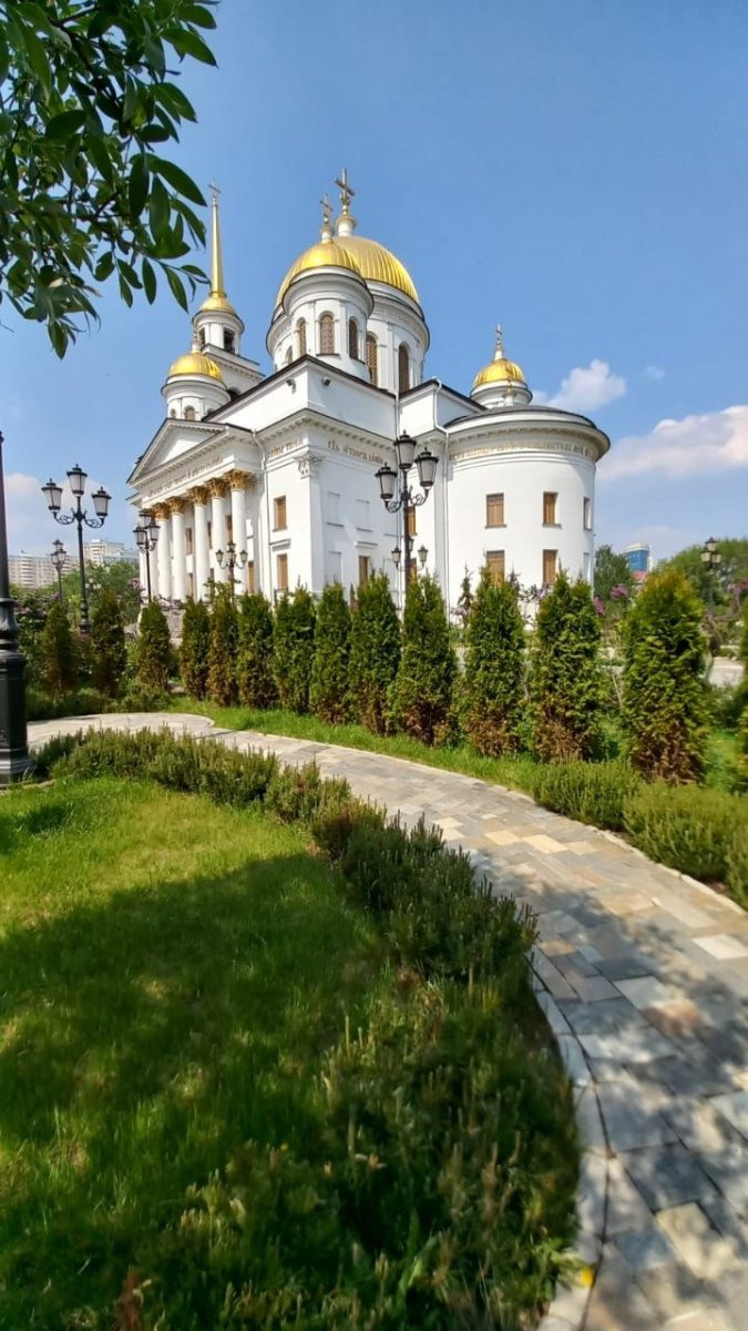 Экскурсия в Ново-Тихвинский женский монастырь :: Новости :: Государственное  автономное учреждение социального обслуживания Свердловской области  «Комплексный центр социального обслуживания населения «Малахит»  Орджоникидзевского района города Екатеринбурга»